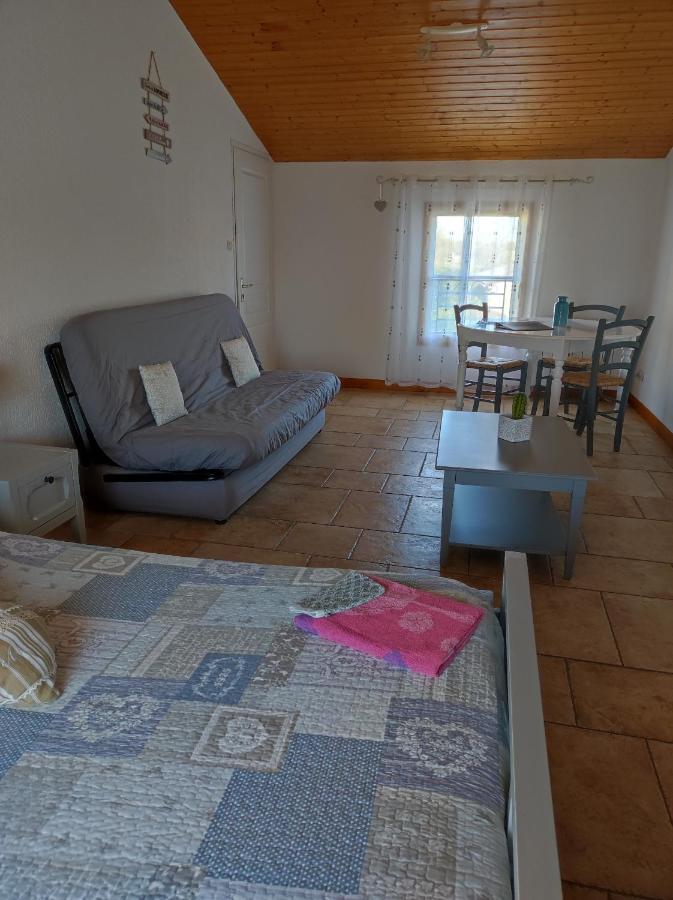 Bed and Breakfast Les Chenets Chenay  Exterior foto