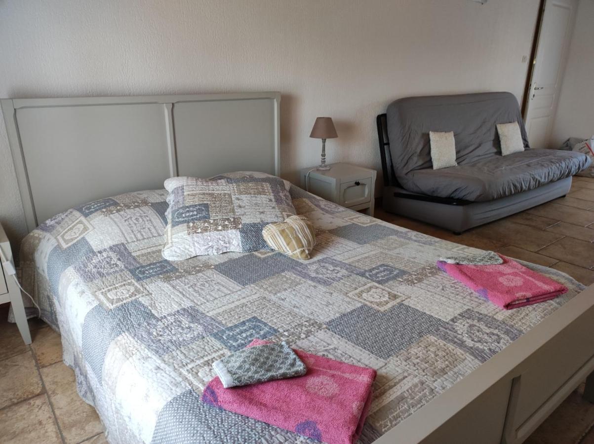 Bed and Breakfast Les Chenets Chenay  Exterior foto